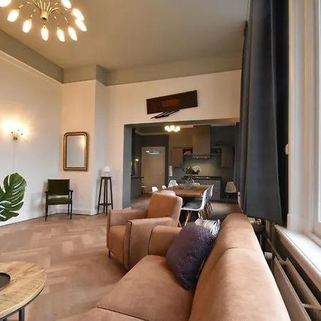 بيت للعطل Spacious In With Terrace
